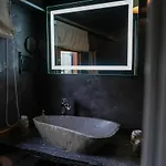 O85 - & Jacuzzi Holiday home Prouilly