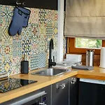 O85 - & Jacuzzi Holiday home Prouilly