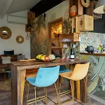 ô85 - Cottage&jacuzzi Hébergement de vacances