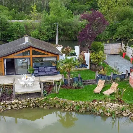 Kaebane 85, Avec Au Bord De L'eau Prouilly