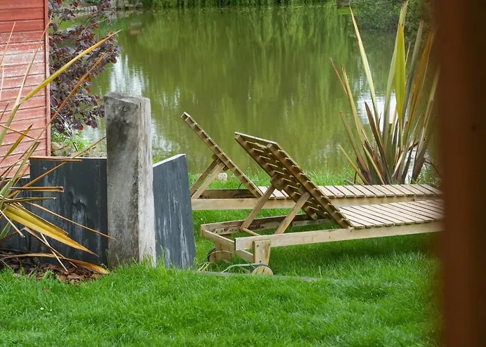 Feriehus O85 - Cottage & Jacuzzi Prouilly