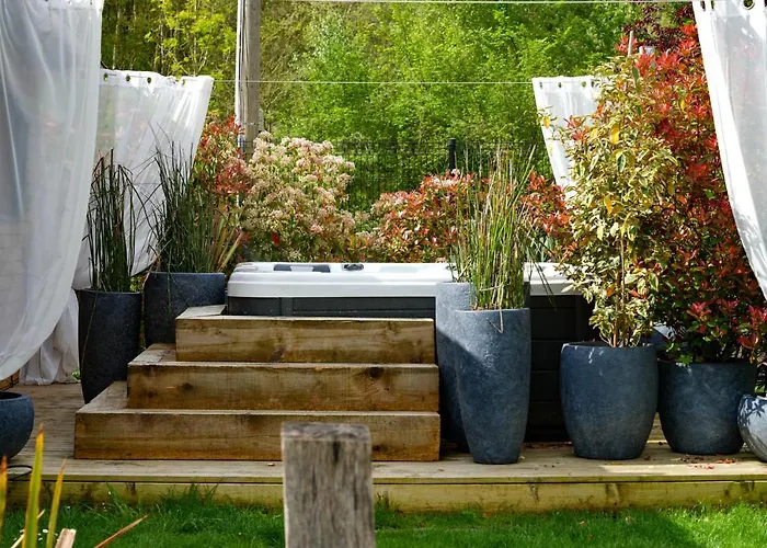 Feriehus O85 - Cottage & Jacuzzi Prouilly